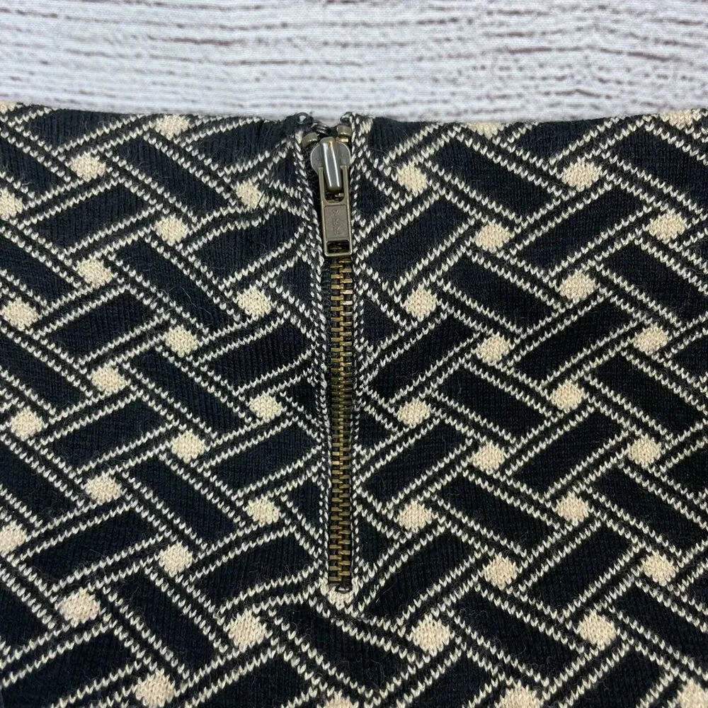 J. McLaughlin Black Beige Basket-weave metallic Knit Pencil Skit Size M